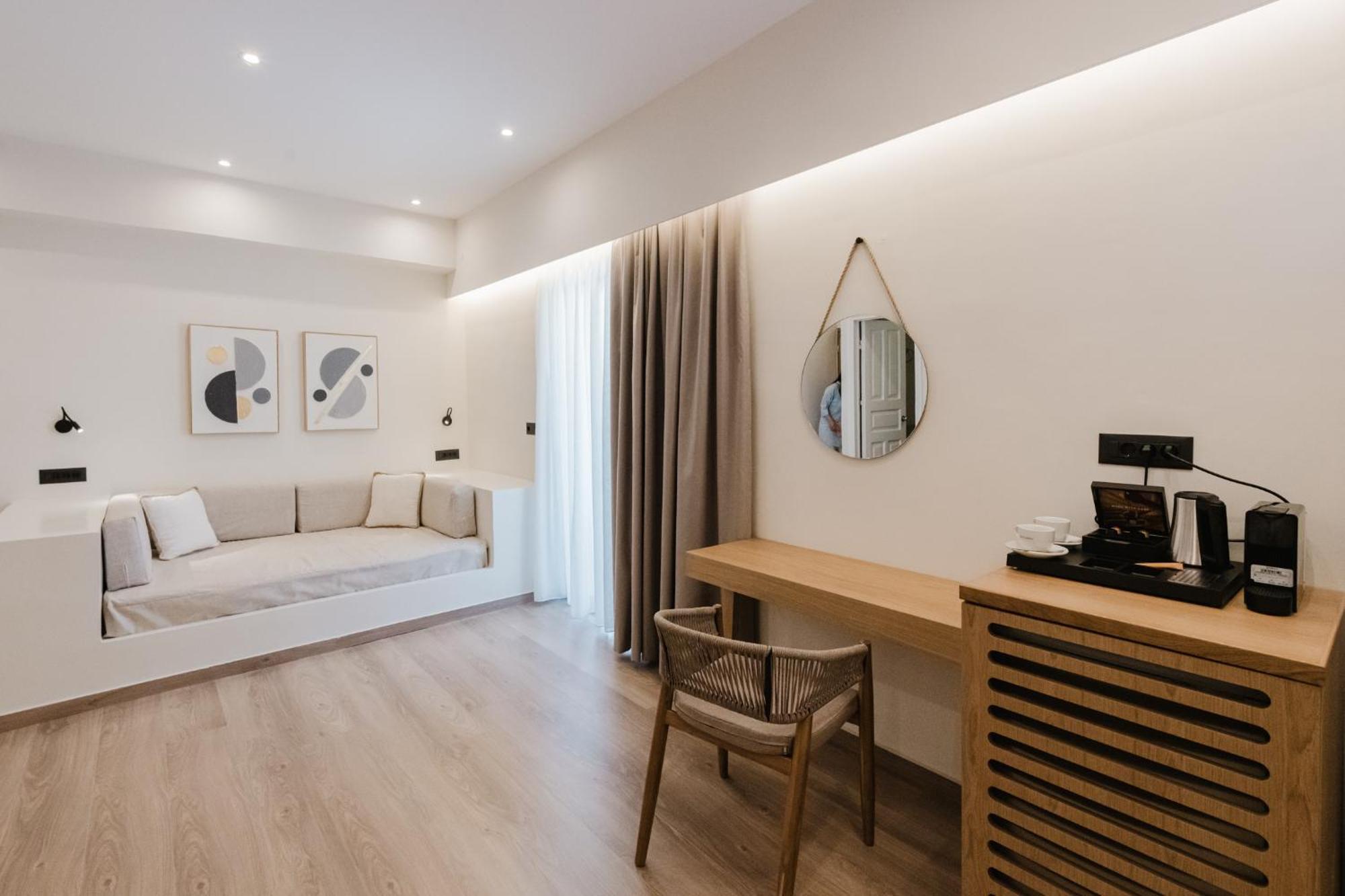 Euphoria Suite with Sea View