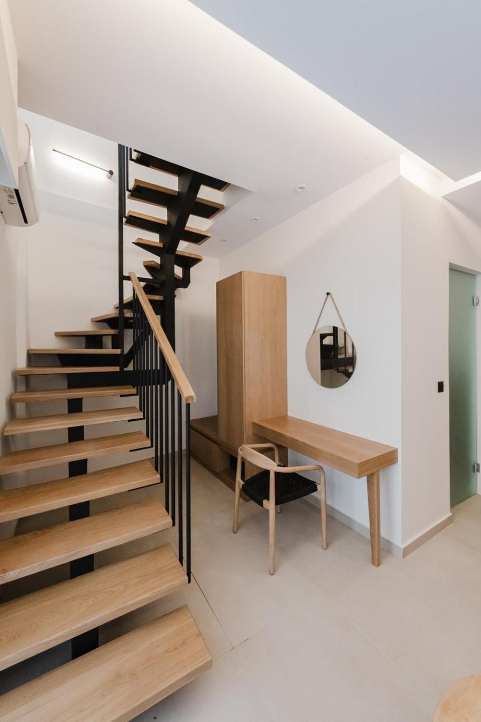 Zen Suite Split Level with Private Pool & Sea View